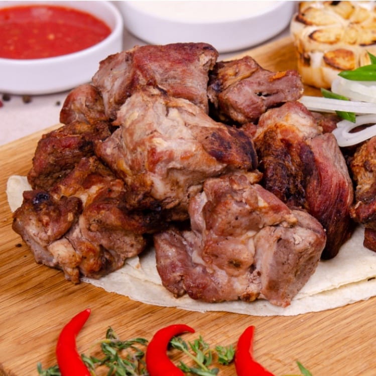 Шашлык из филе бедра индейки, заказ шашлыка в Симферополе